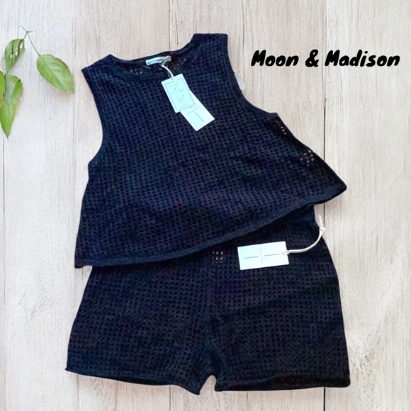 Moon & Madison 2 Piece set Shorts Tank Top Black Crochet Beach Cover up Large - Picture 1 of 9